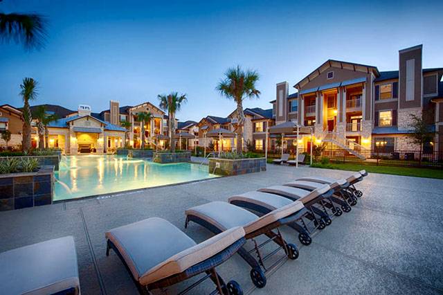 lovely units avilable now